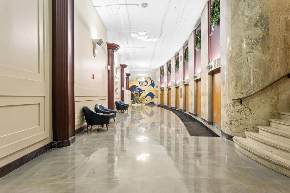 Modern Downtown Apartment 2Br 2Ba By Cozysuites Indianapolis Bagian luar foto