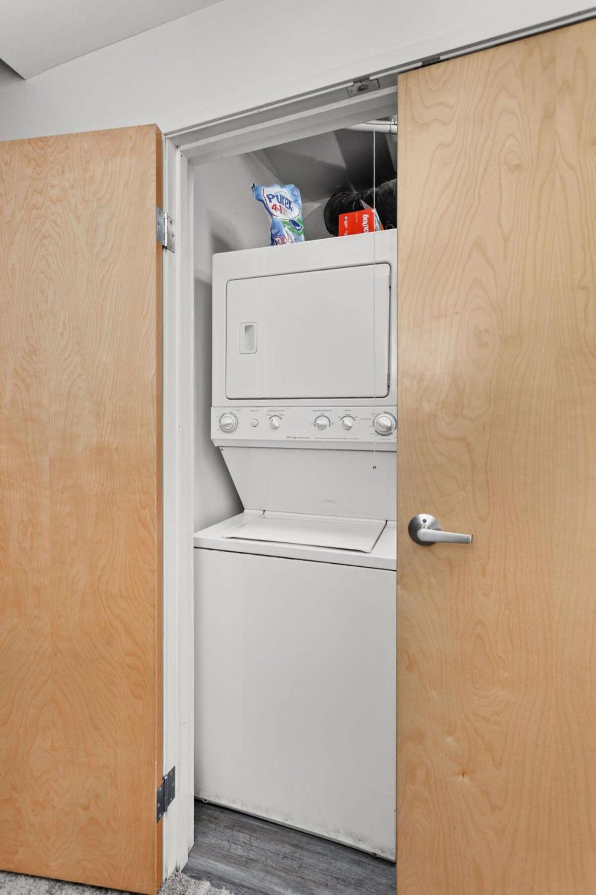 Modern Downtown Apartment 2Br 2Ba By Cozysuites Indianapolis Bagian luar foto